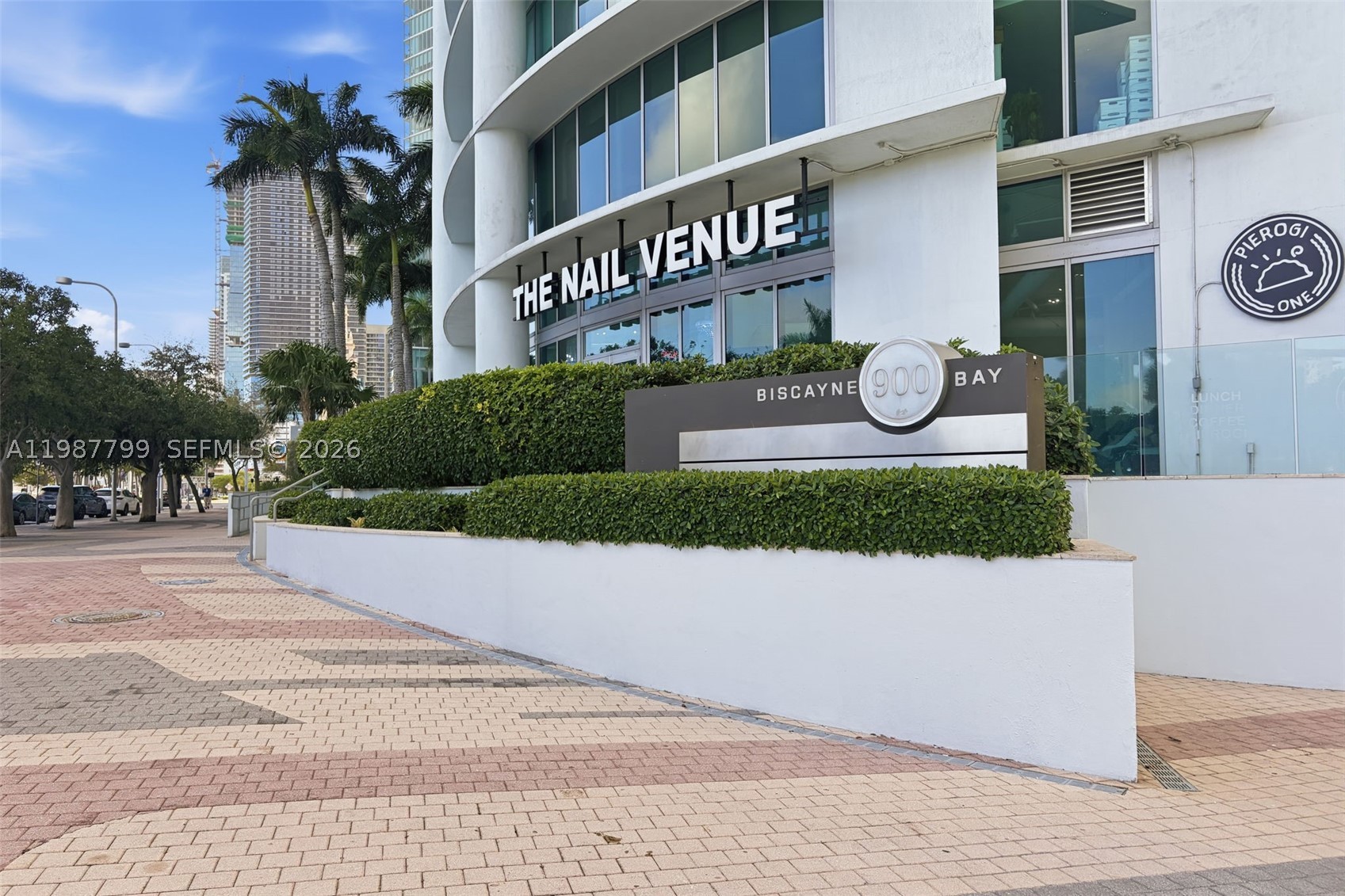 900 BISCAYNE BAY CONDO - Residential