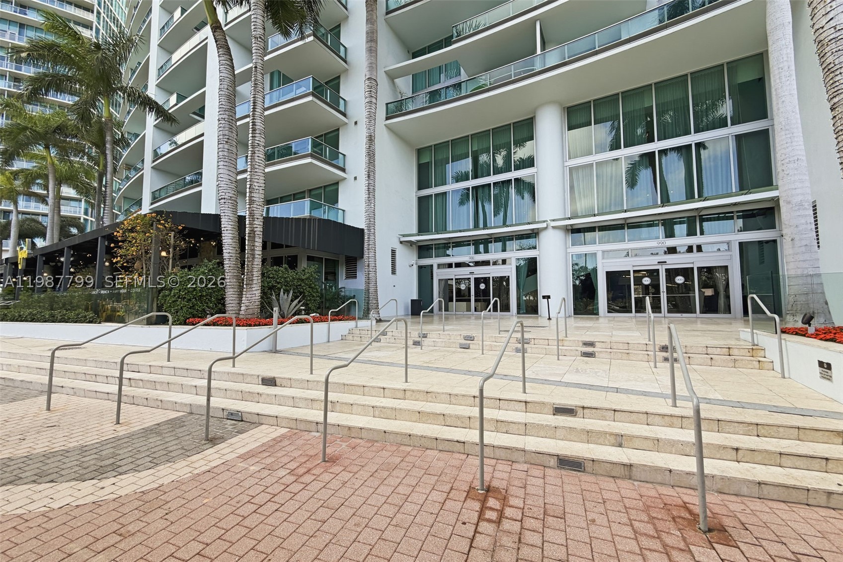 900 BISCAYNE BAY CONDO - Residential