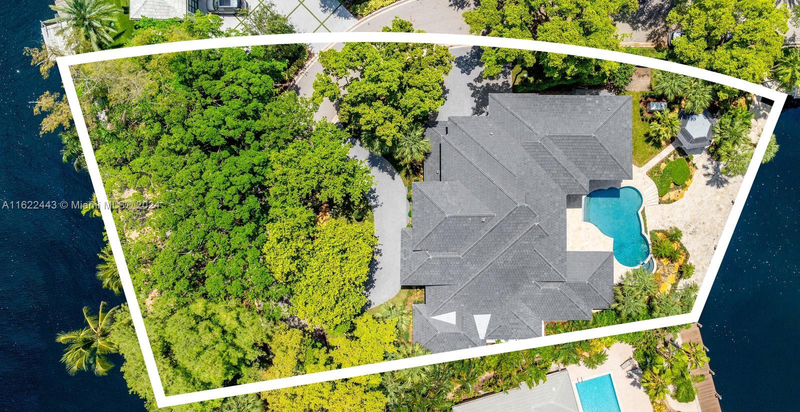BAY COLONY SECTION OF THE - Residential