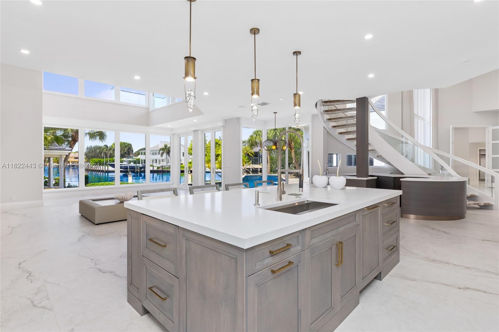 BAY COLONY SECTION OF THE - Residential