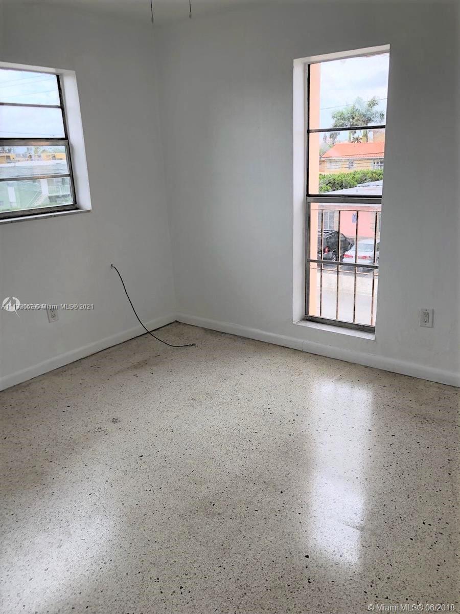 OASIS 1760 BUILDING - Residential Lease