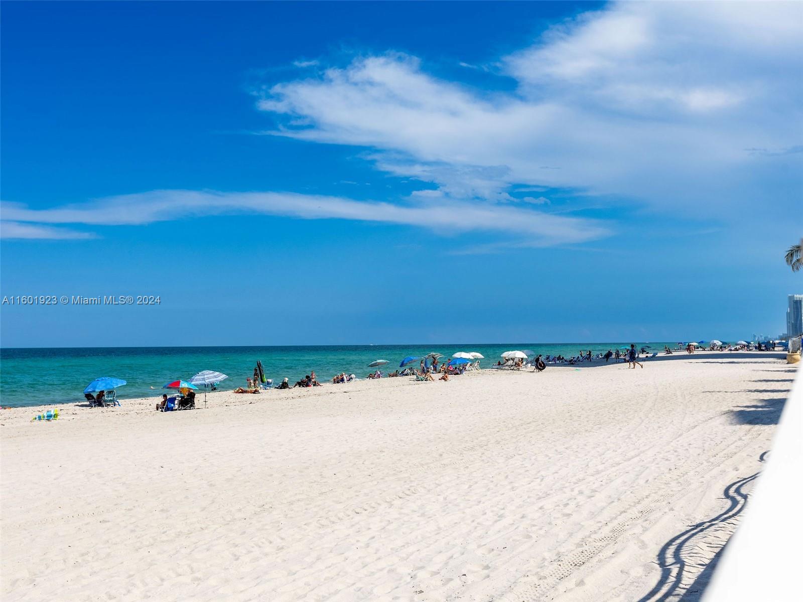 TIDES ON HOLLYWOOD BEACH - Residential