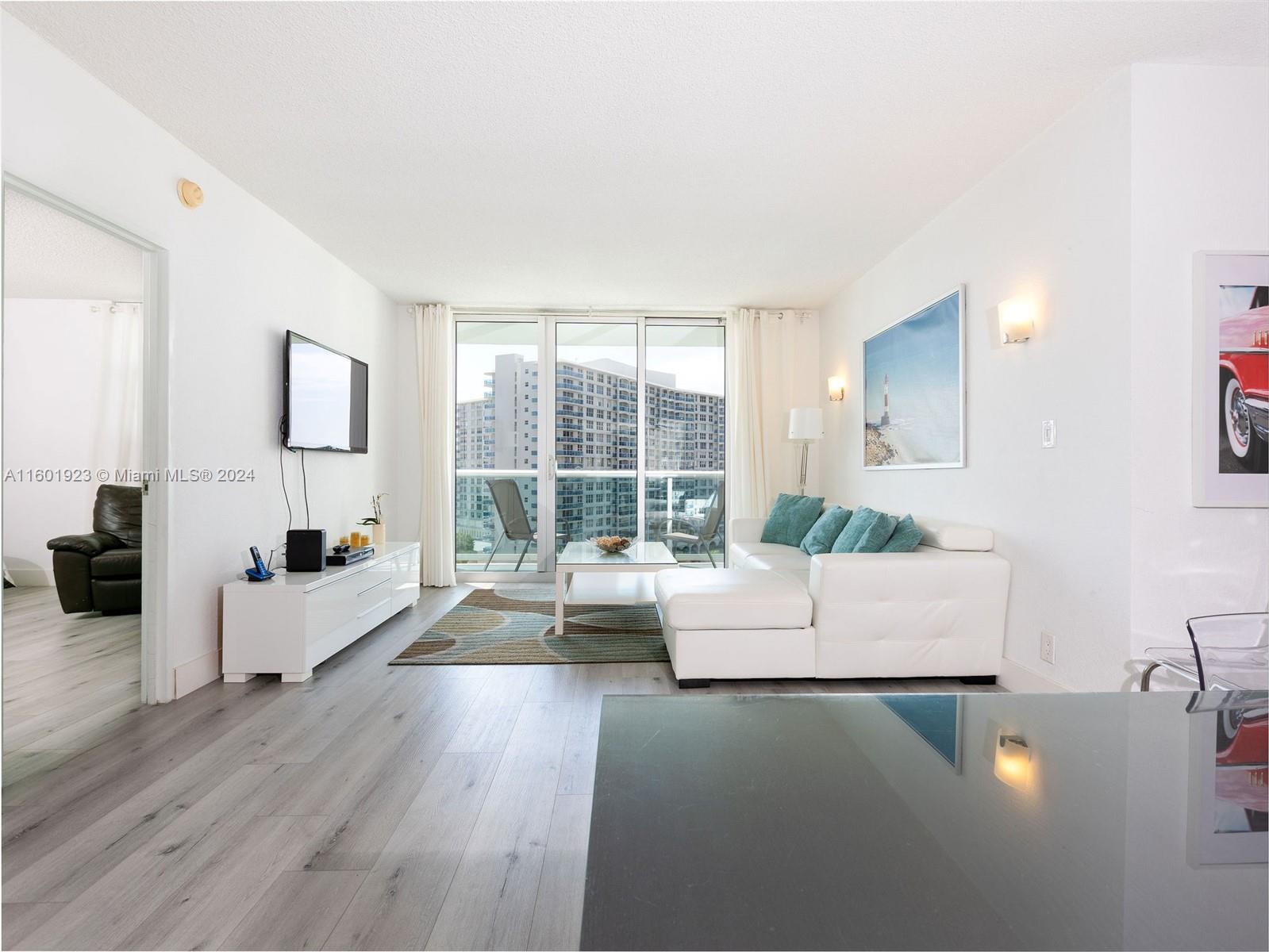 TIDES ON HOLLYWOOD BEACH - Residential