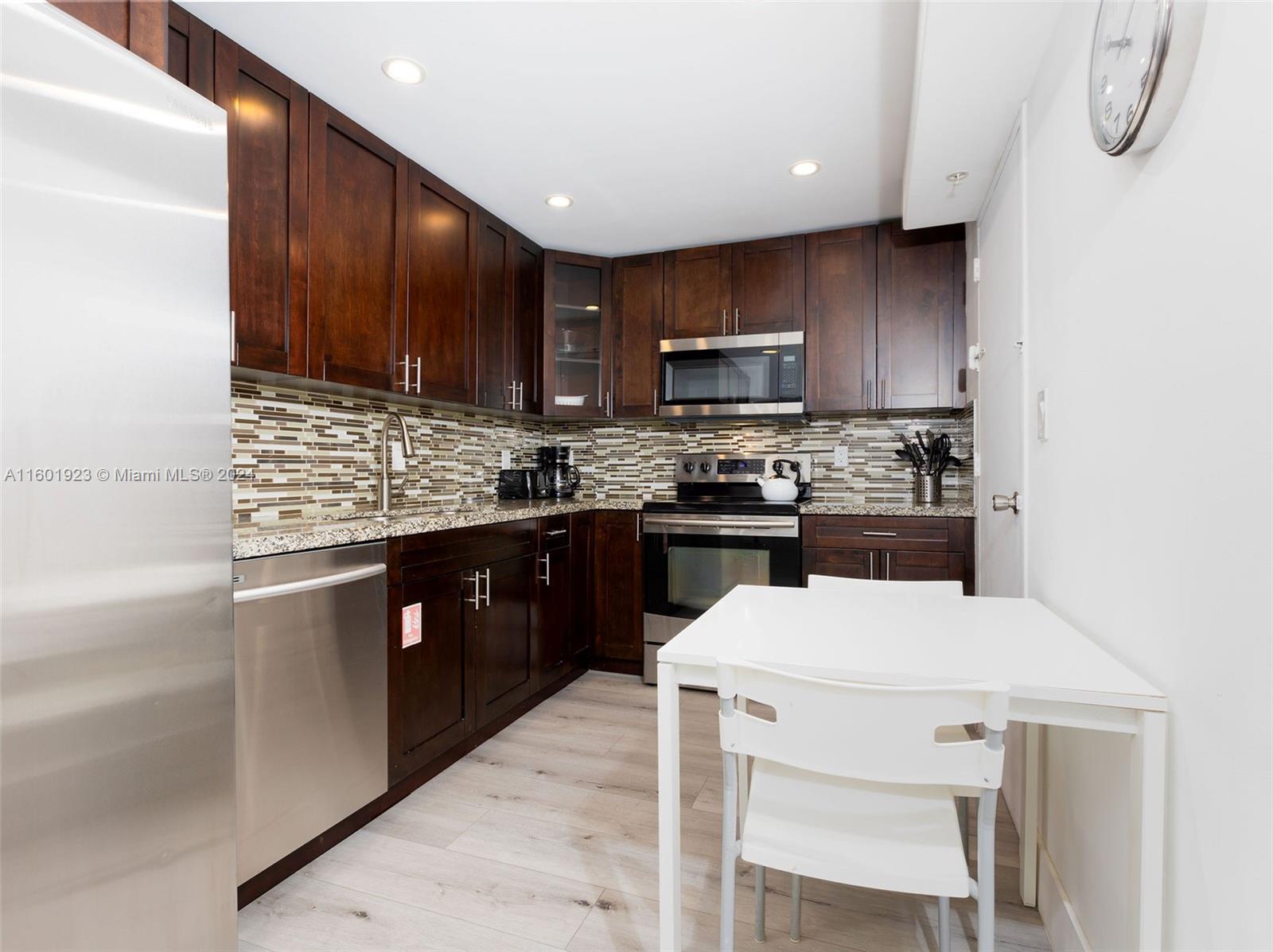 TIDES ON HOLLYWOOD BEACH - Residential