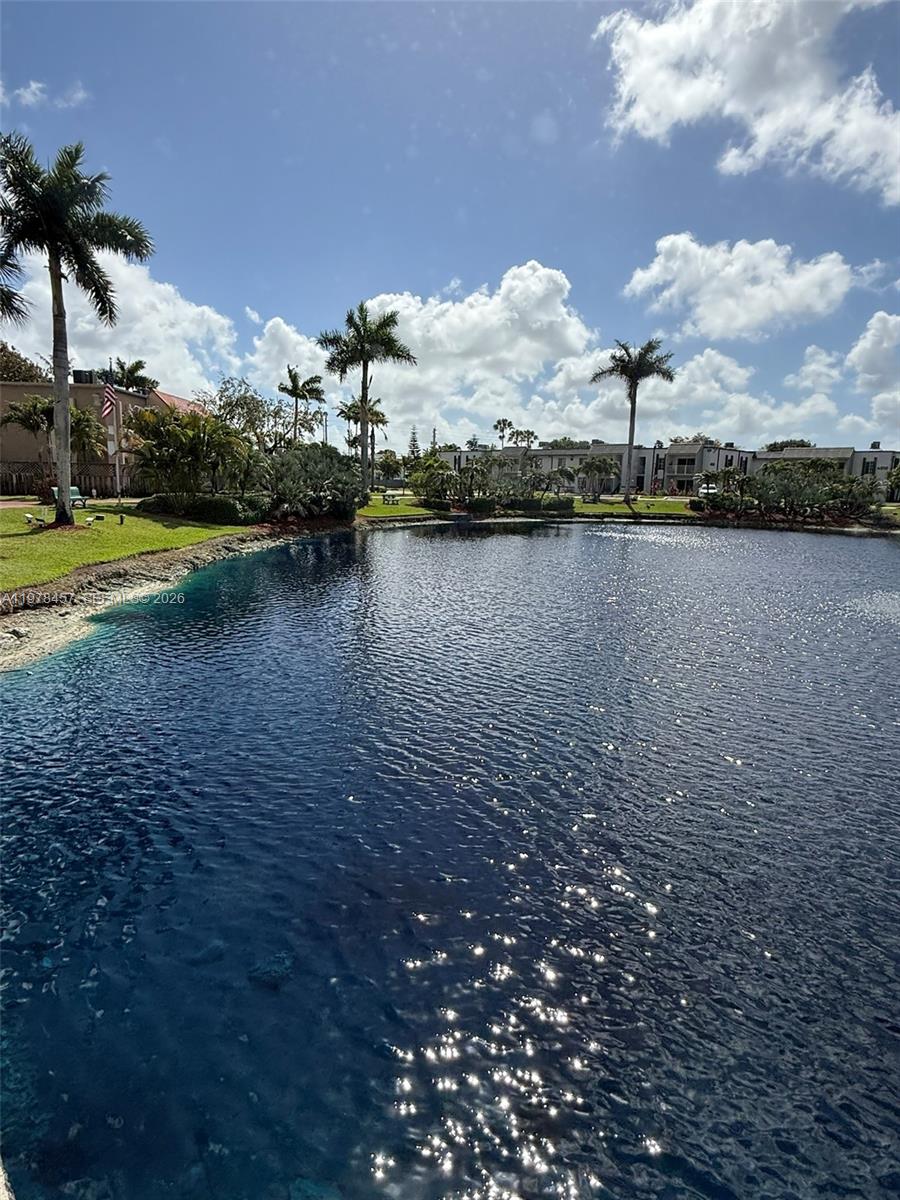 DORAL GARDENS II CONDO - Residential Lease