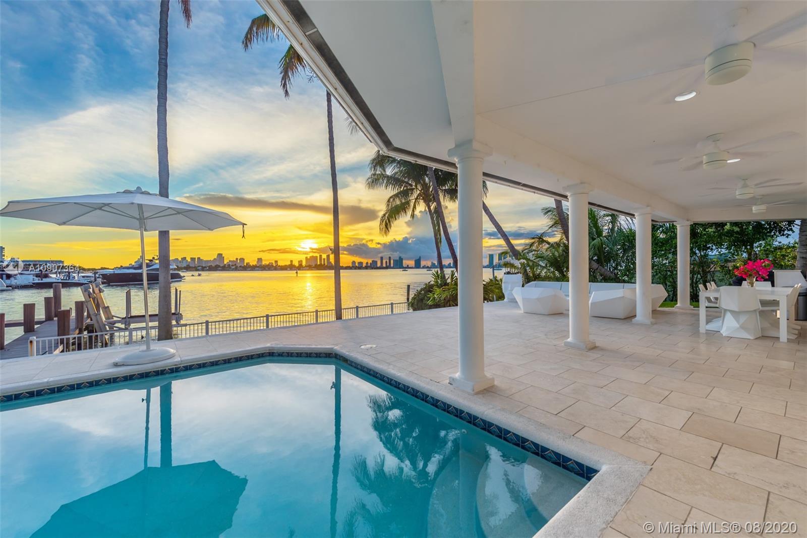 SUNSET ISLANDS-NO 4 - Residential