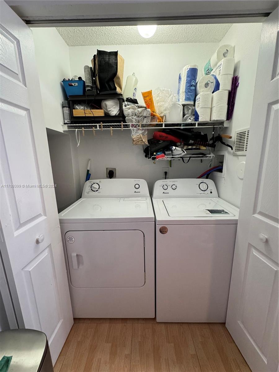 SOMERSET FOUR REPLAT - Residential Lease