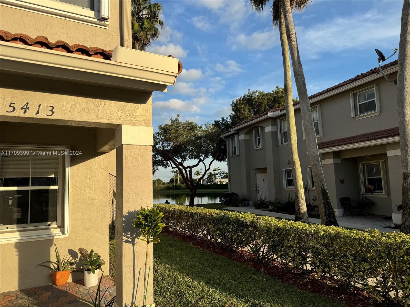 This beautifully maintained two-bedroom, two-and-a-half-bathroom townhome is move-in ready and designed for a comfortable, low-maintenance lifestyle. The first floor showcases durable tile flooring, while the staircase and second floor feature stylish laminate flooring. The home has been recently painted, providing a fresh and updated look.
Notable features include a fenced patio, newer bathroom cabinets, and granite countertops in the kitchen. A convenient guest bathroom is located on the first floor, and parking is situated directly in front of the home for added convenience.
Ideal for families, young professionals, or anyone seeking a safe and peaceful community. Don’t miss this opportunity—schedule your showing today!