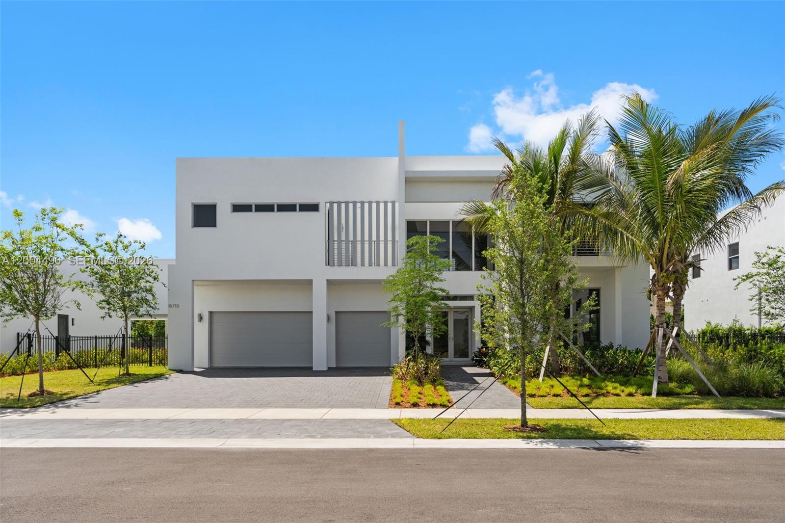 WESTON ESTATES - Residential