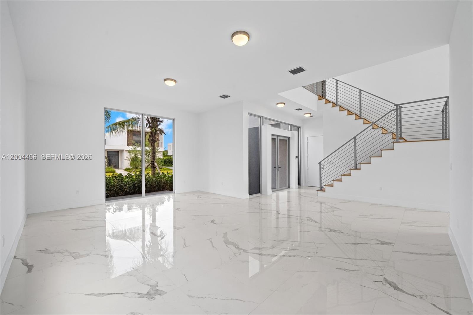 WESTON ESTATES - Residential