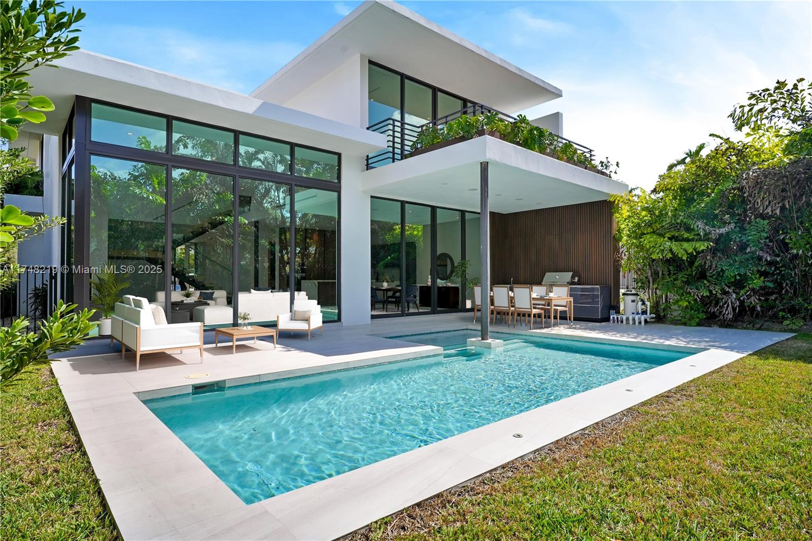 HOLLEMAN PARK - Residential