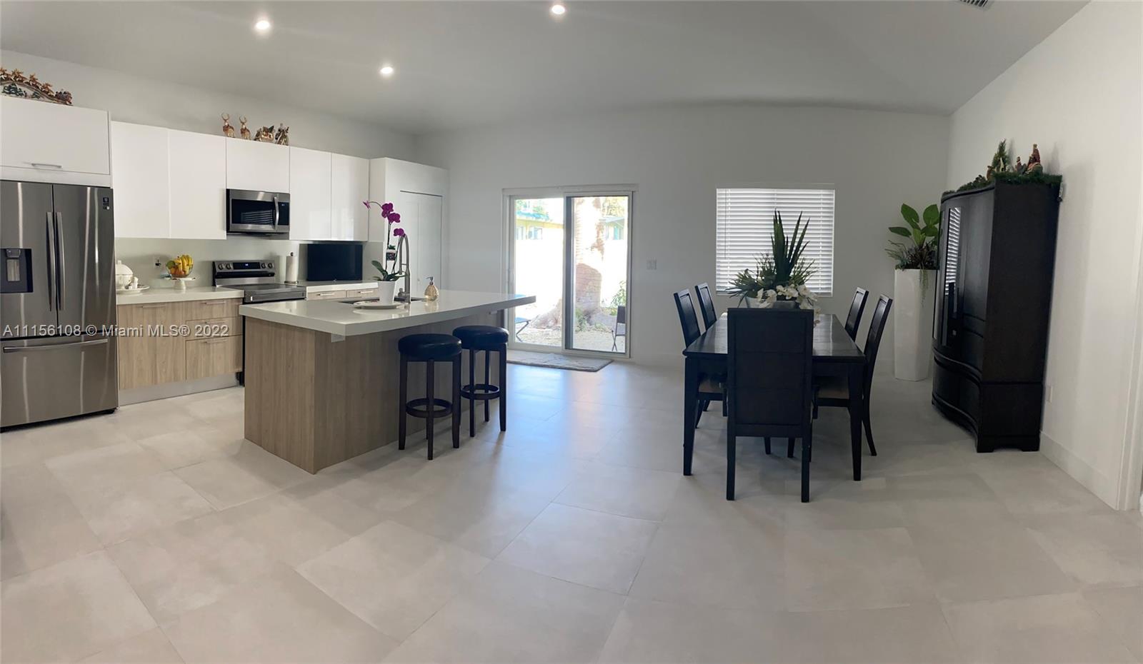 TWIN LAKES - Residential Lease