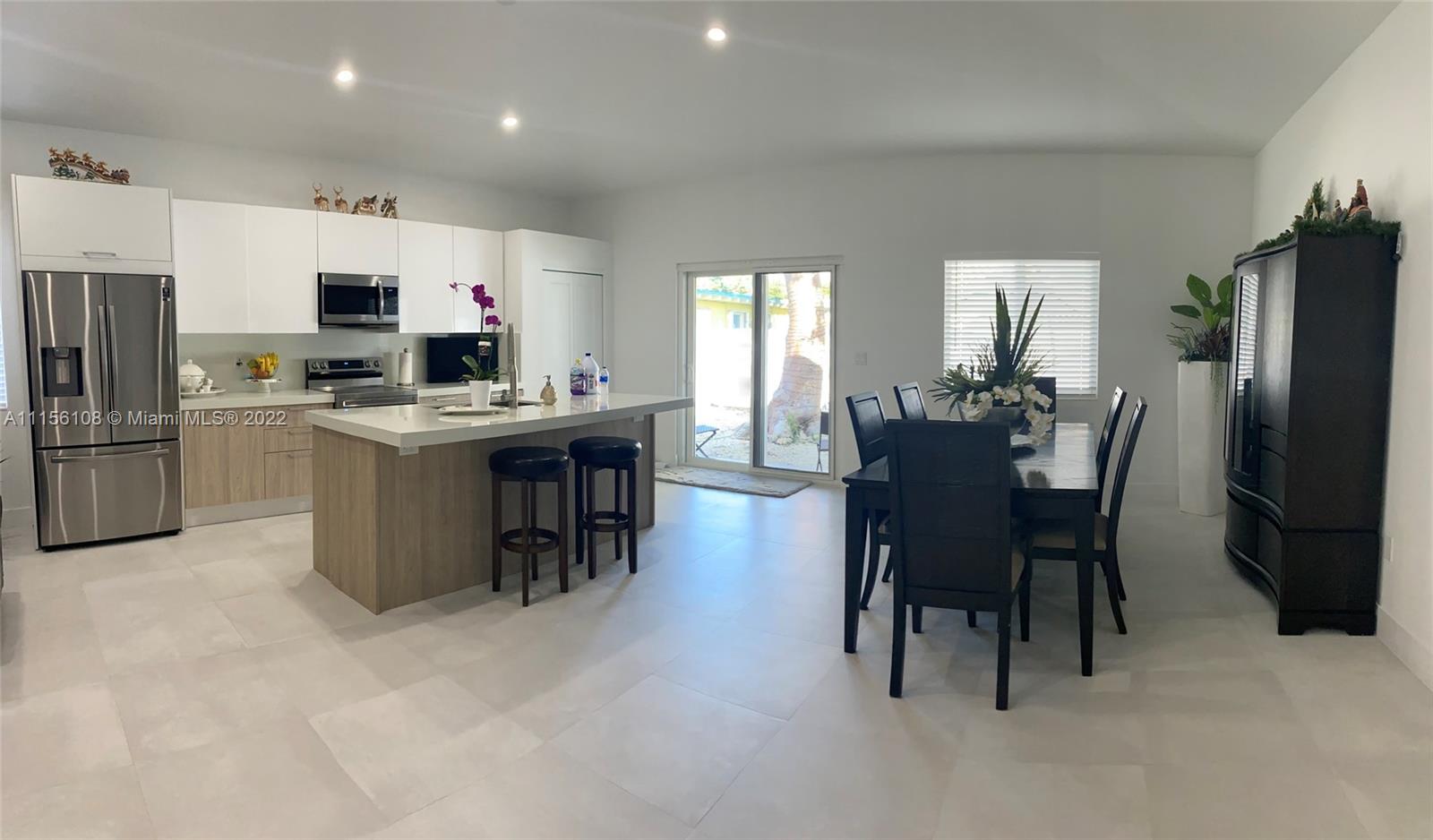 TWIN LAKES - Residential Lease