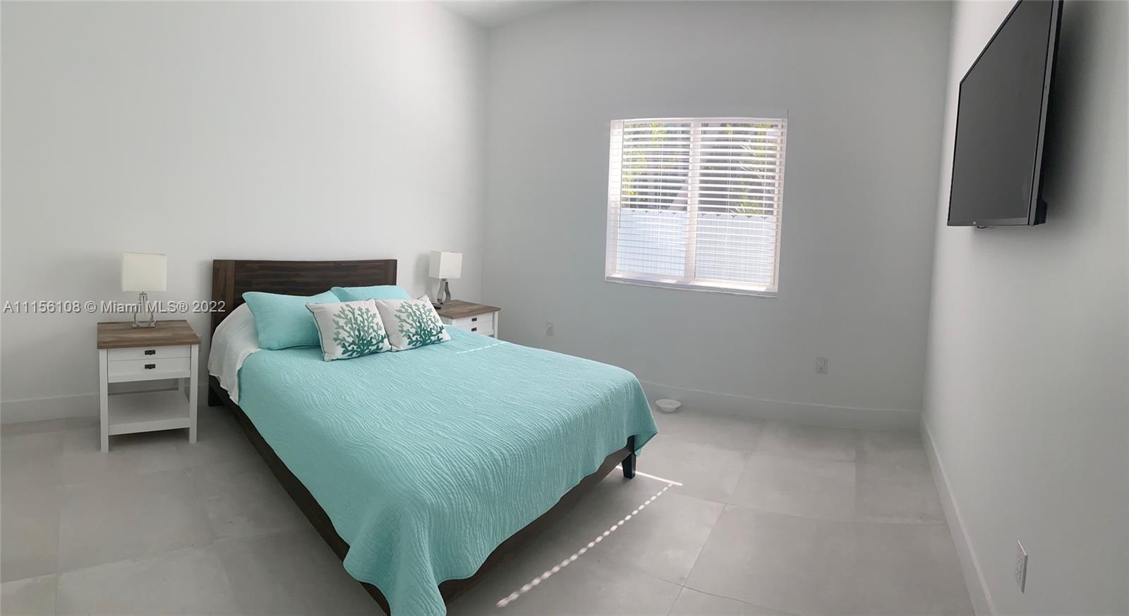 TWIN LAKES - Residential Lease