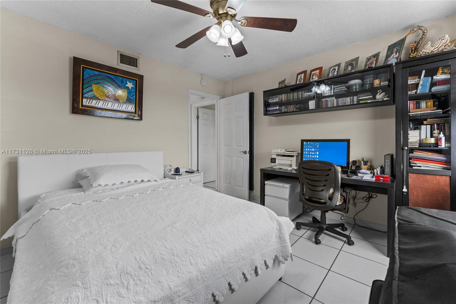 EXPO I CONDO - Residential