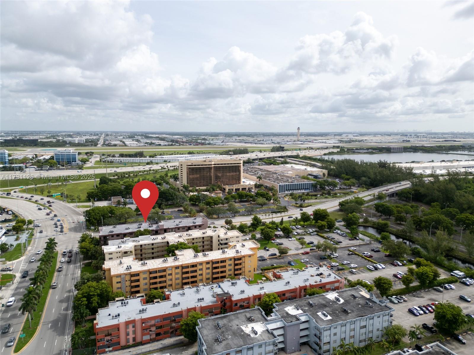 EXPO I CONDO - Residential