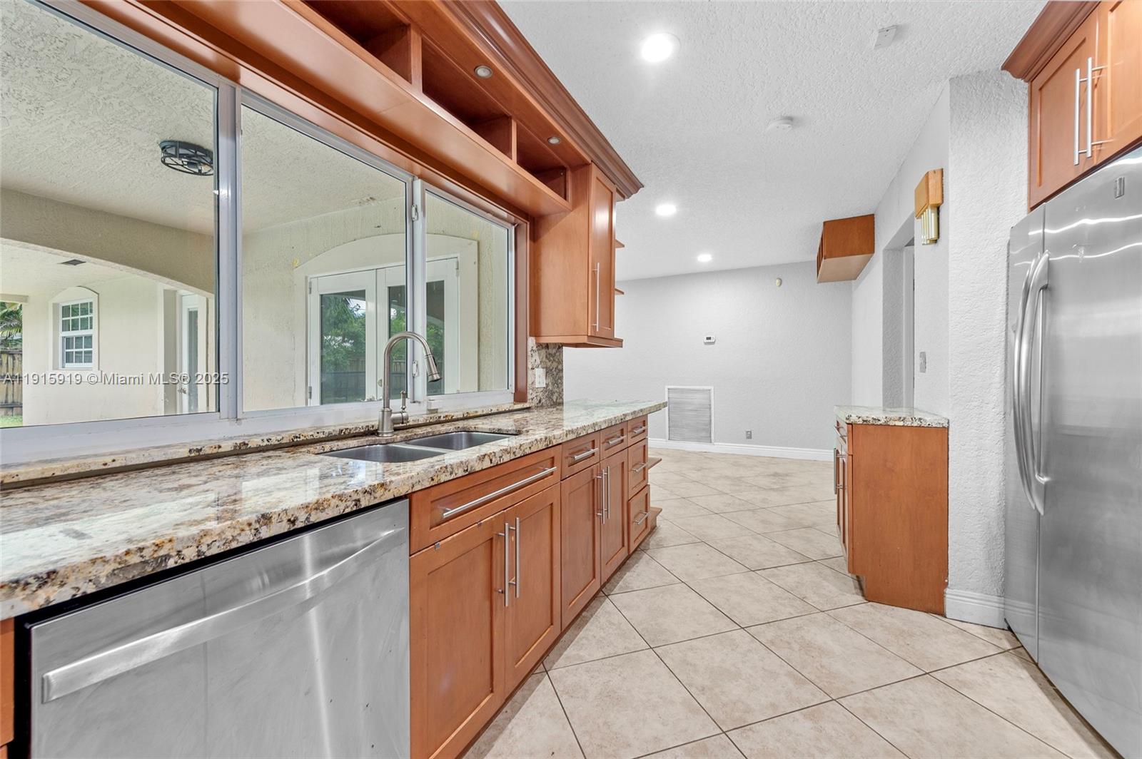 PLANTATIONS SECLUDED GARD - Residential Lease