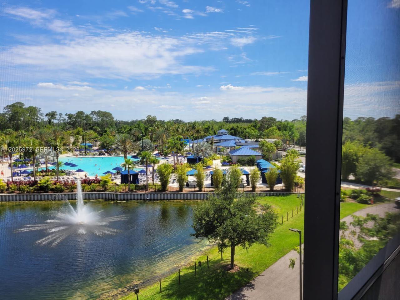 THE GROVE RESORT - Residential
