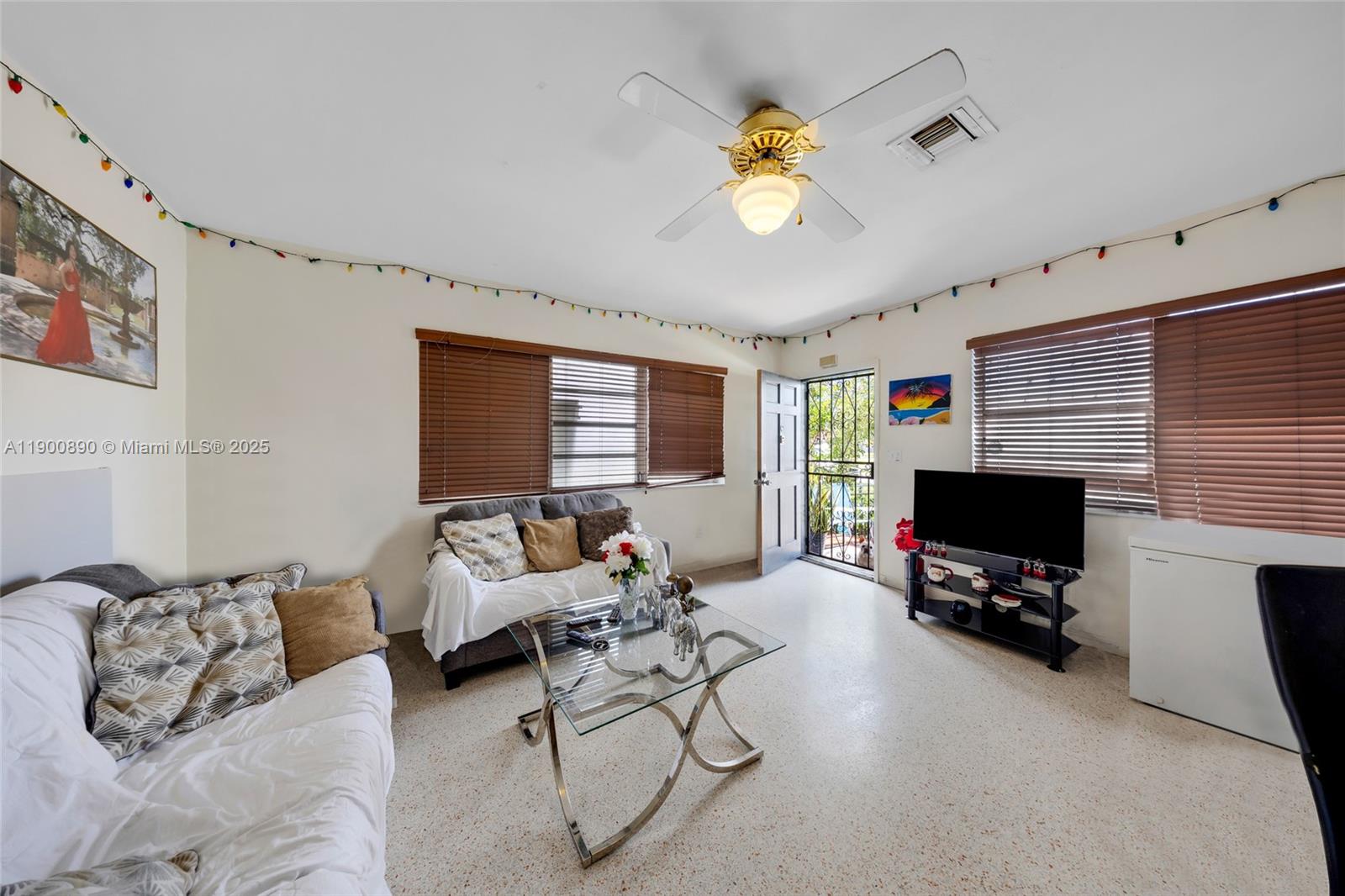 GRAPELAND HEIGHTS - Residential