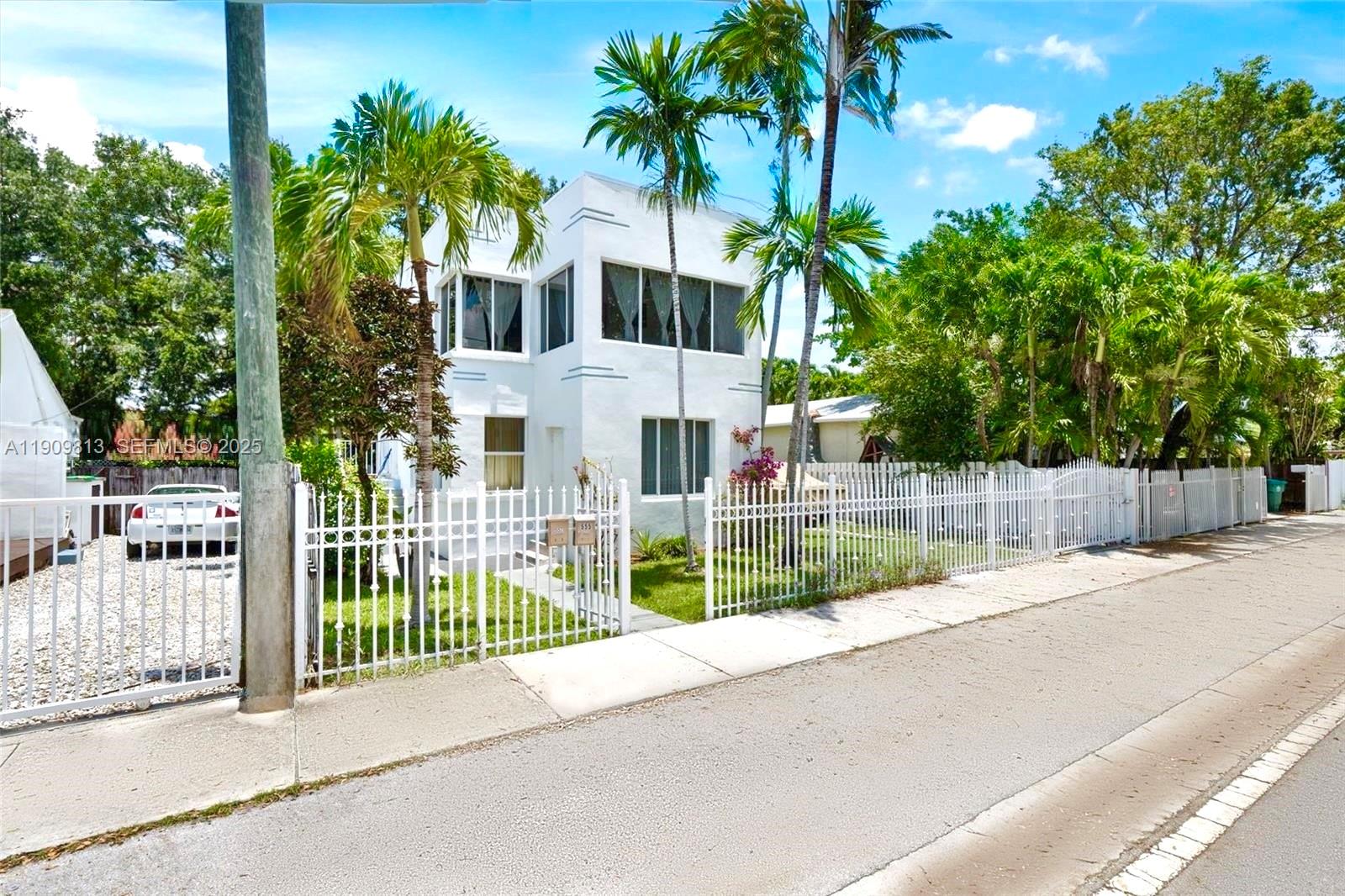 BAYWOOD - Residential Income