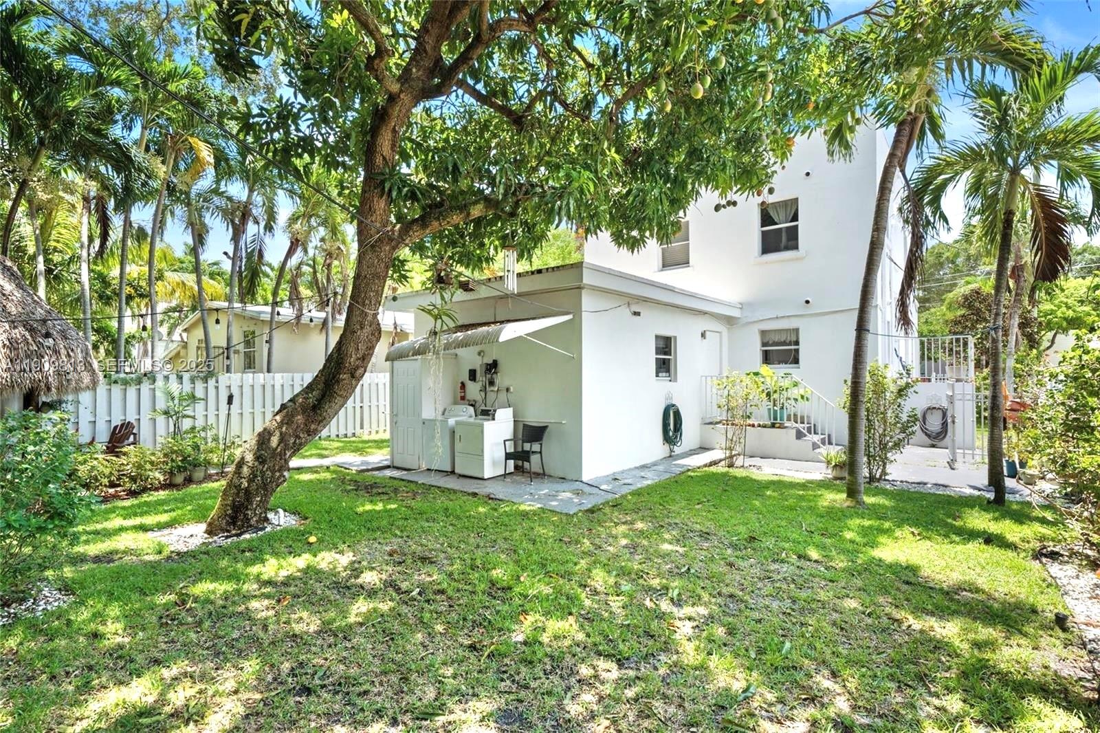 BAYWOOD - Residential Income