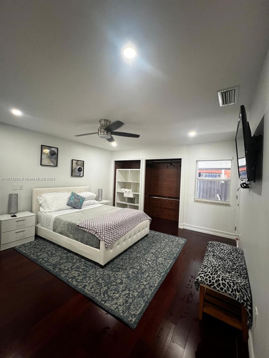 SWEETWATER HILLS - Residential Lease