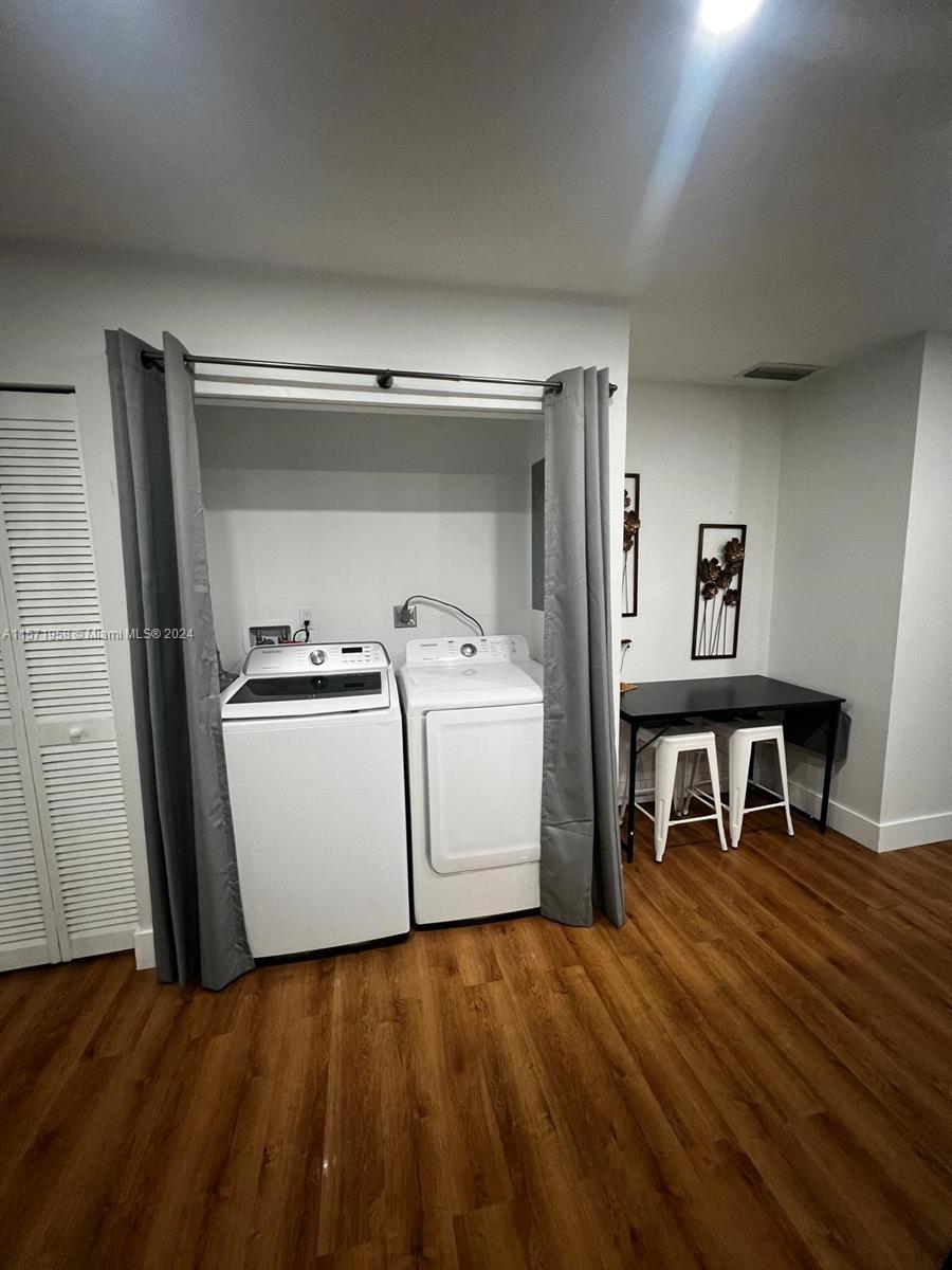 SWEETWATER HILLS - Residential Lease