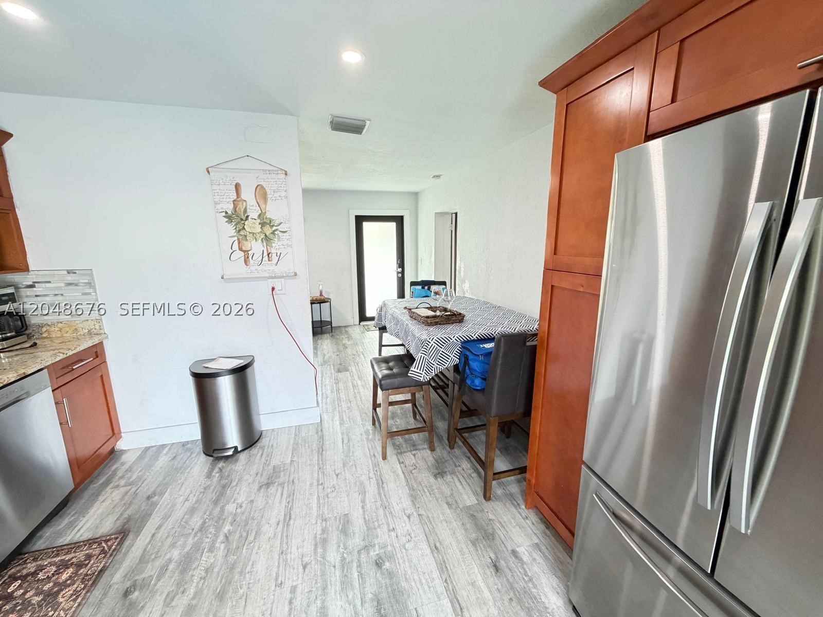 COLLIER MANOR 5TH ADD - Residential Lease