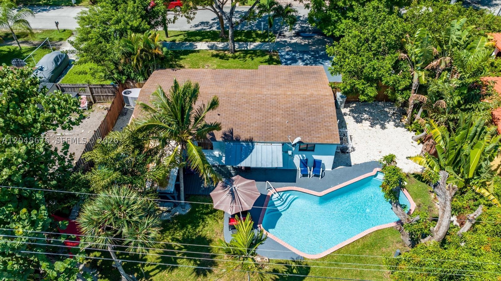 COLLIER MANOR 5TH ADD - Residential Lease