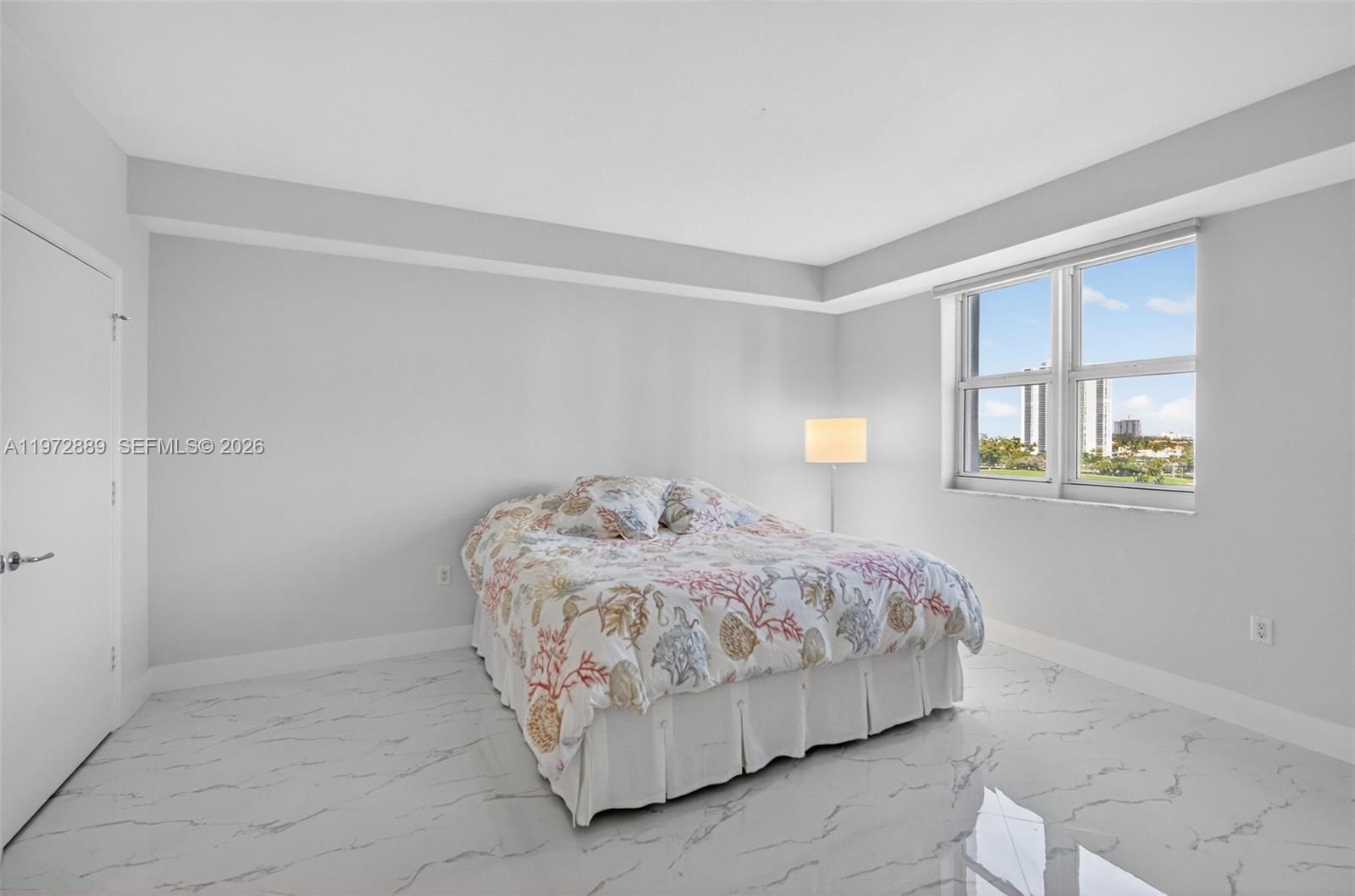 TURNBERRY VLG NO TOWER CO - Residential