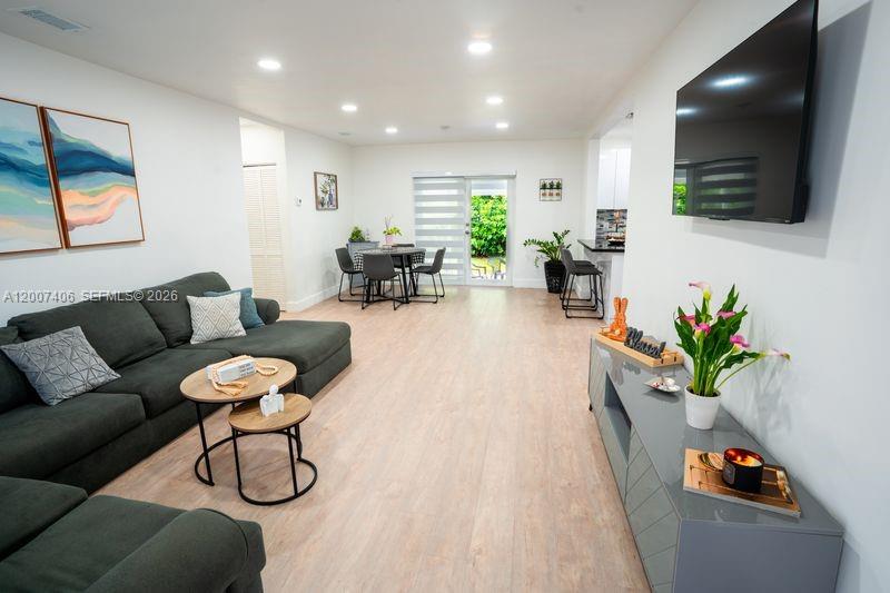 ULELAH REV PLAT - Residential