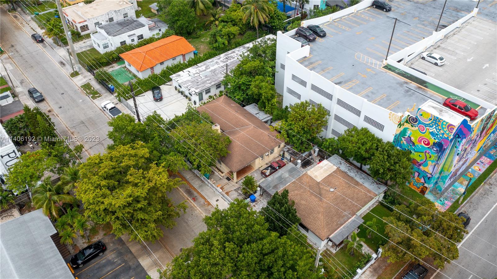 Incredible investment opportunity in highly desirable Wynwood Norte. Prime location for tenants to enjoy the near Wynwood Walls, museums, breweries, boutiques, bistros & bars. Minutes from FTX Arena, Down & Mid Town Miami, Miami Beach area. Easy access to 95, 441, 195, 395, Federal Highway & FL Turnpike. Wynwood Norte Community Vision Plan.  GREAT BUSINESS OPPORTUNITY FOR AIRBNB. CASH ONLY