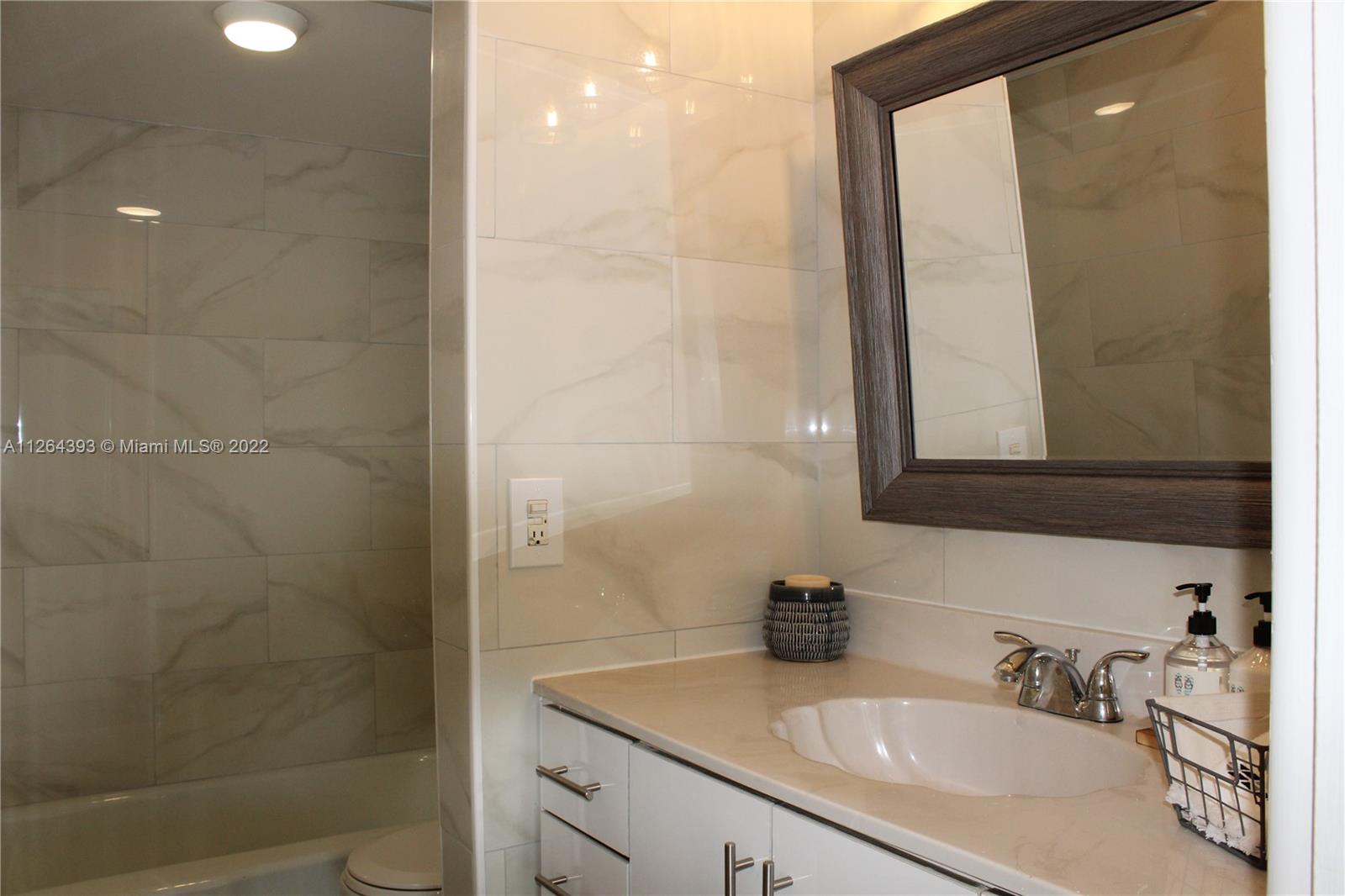 KEYSTONE TOWERS CONDO - Residential