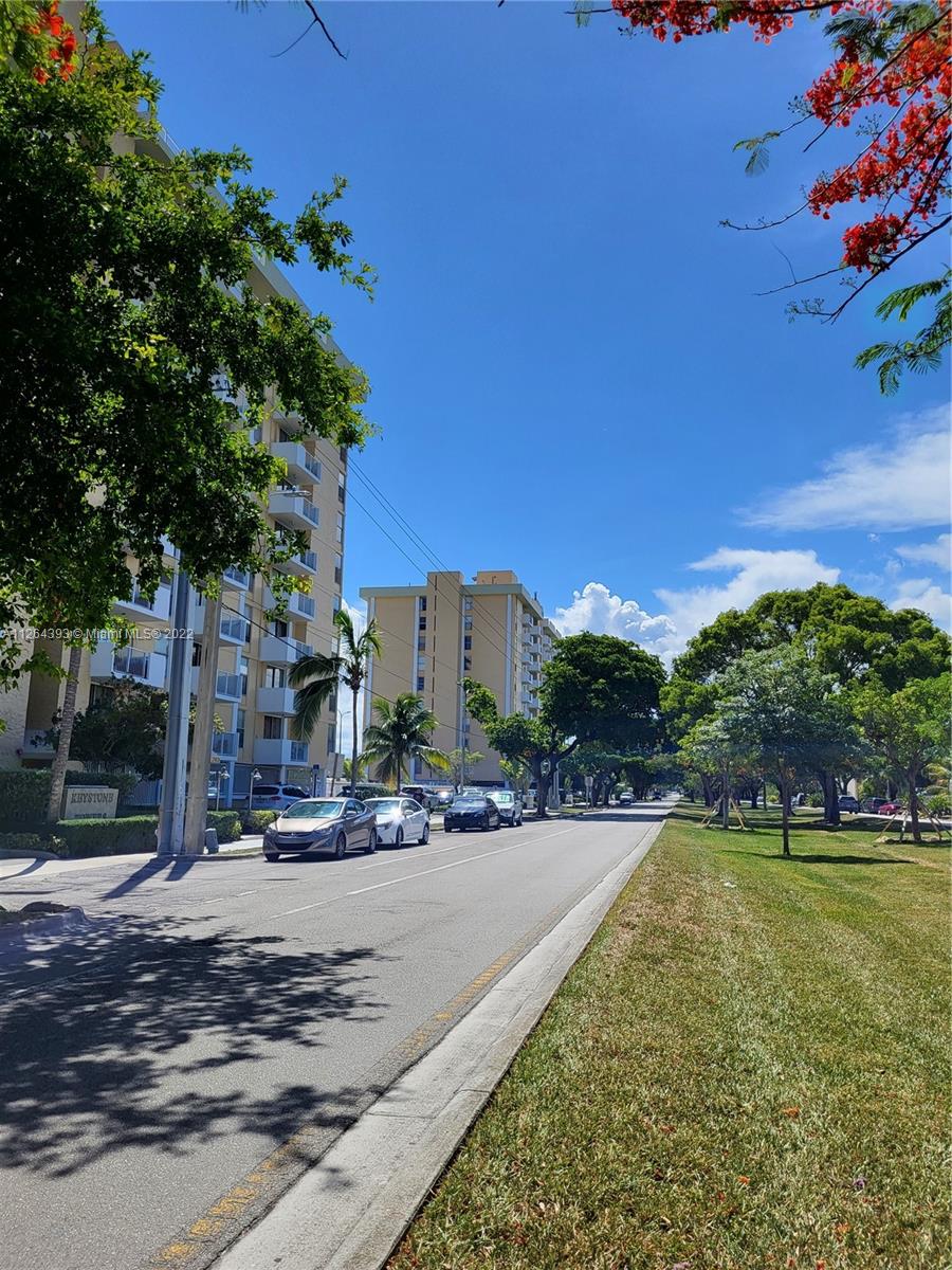 KEYSTONE TOWERS CONDO - Residential