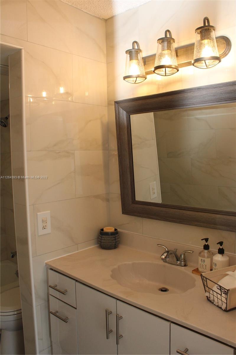 KEYSTONE TOWERS CONDO - Residential