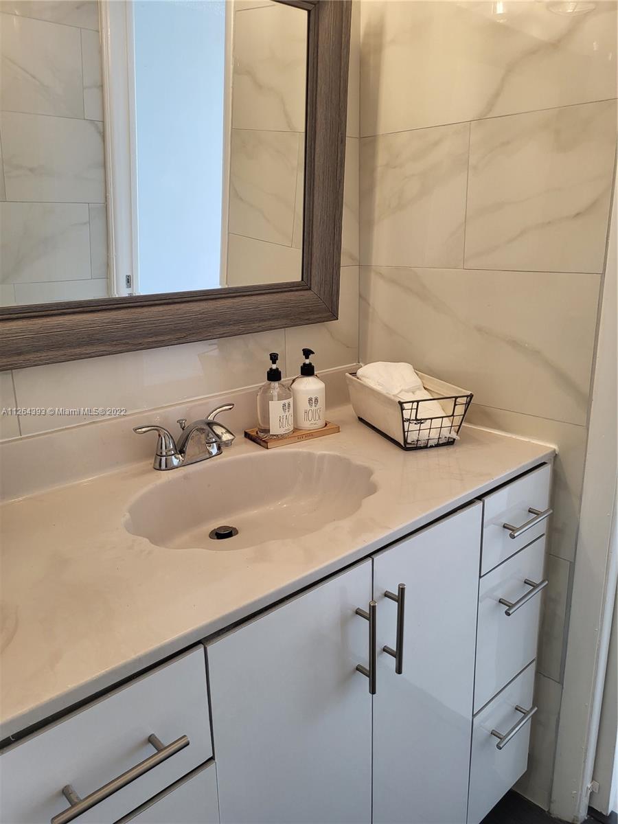 KEYSTONE TOWERS CONDO - Residential