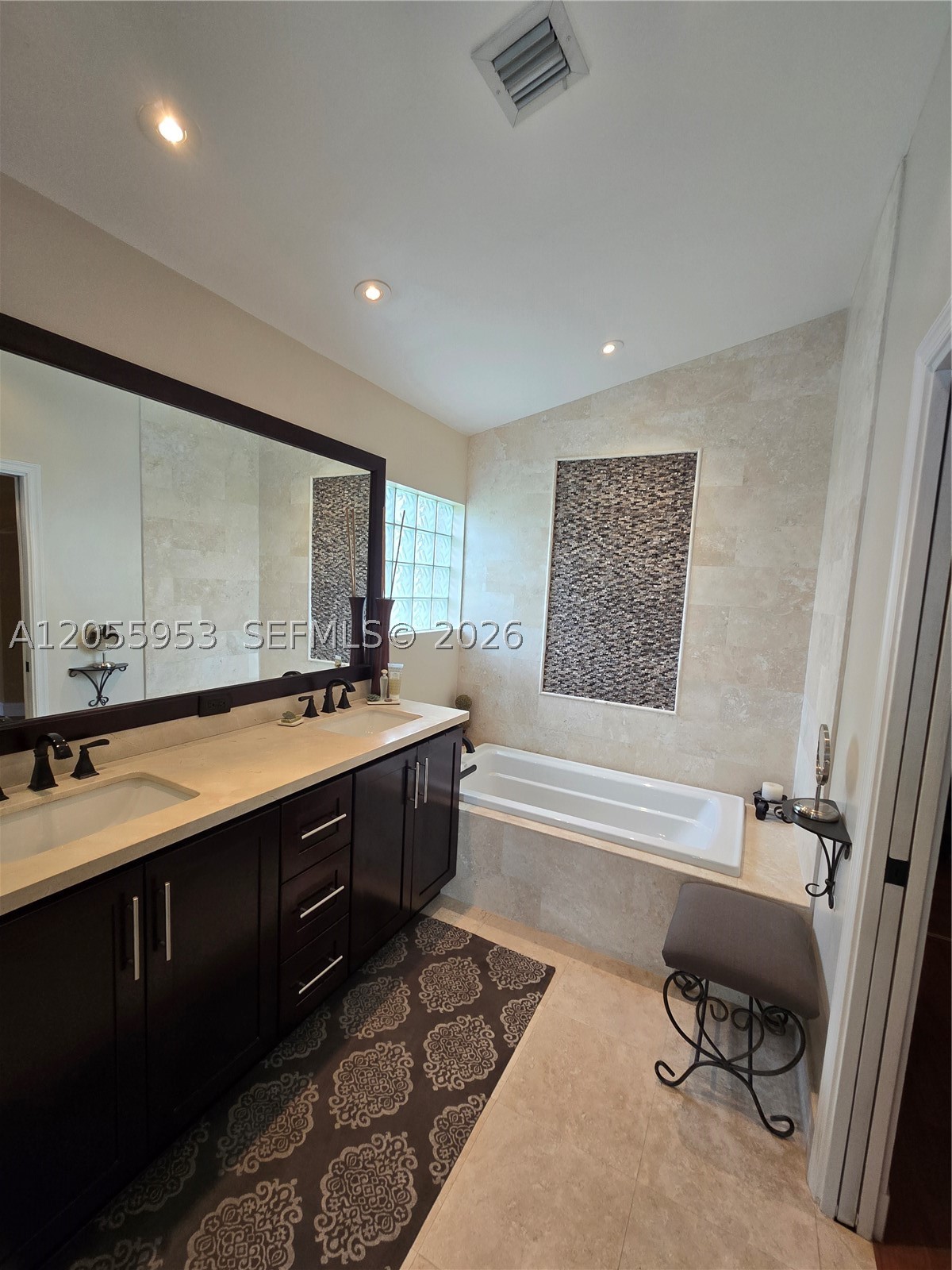 GRAND PALMS - GROVE ESTATE - Residential