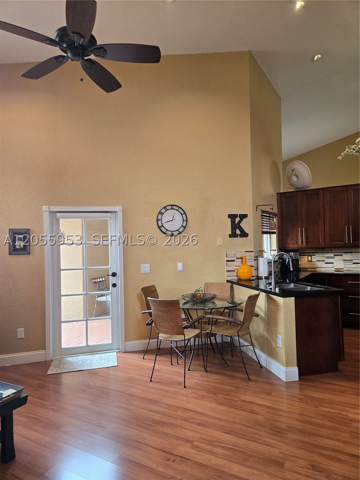 GRAND PALMS - GROVE ESTATE - Residential