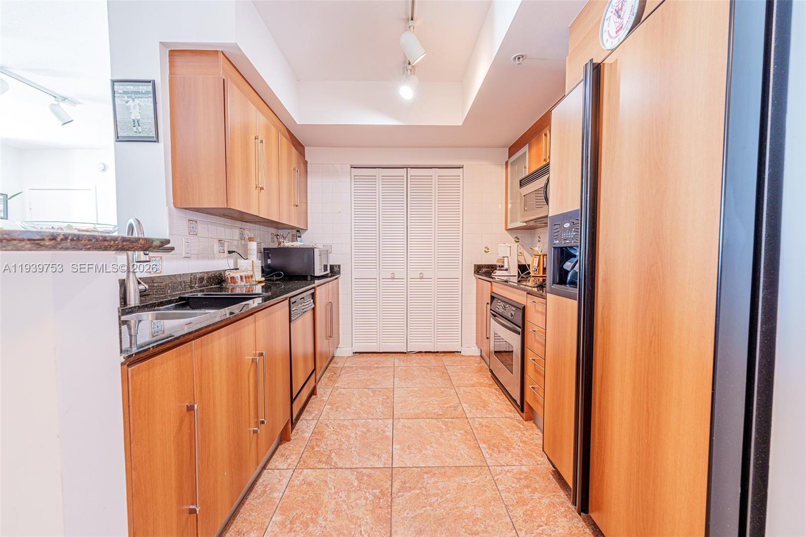 ONE MIAMI EAST CONDO - Residential