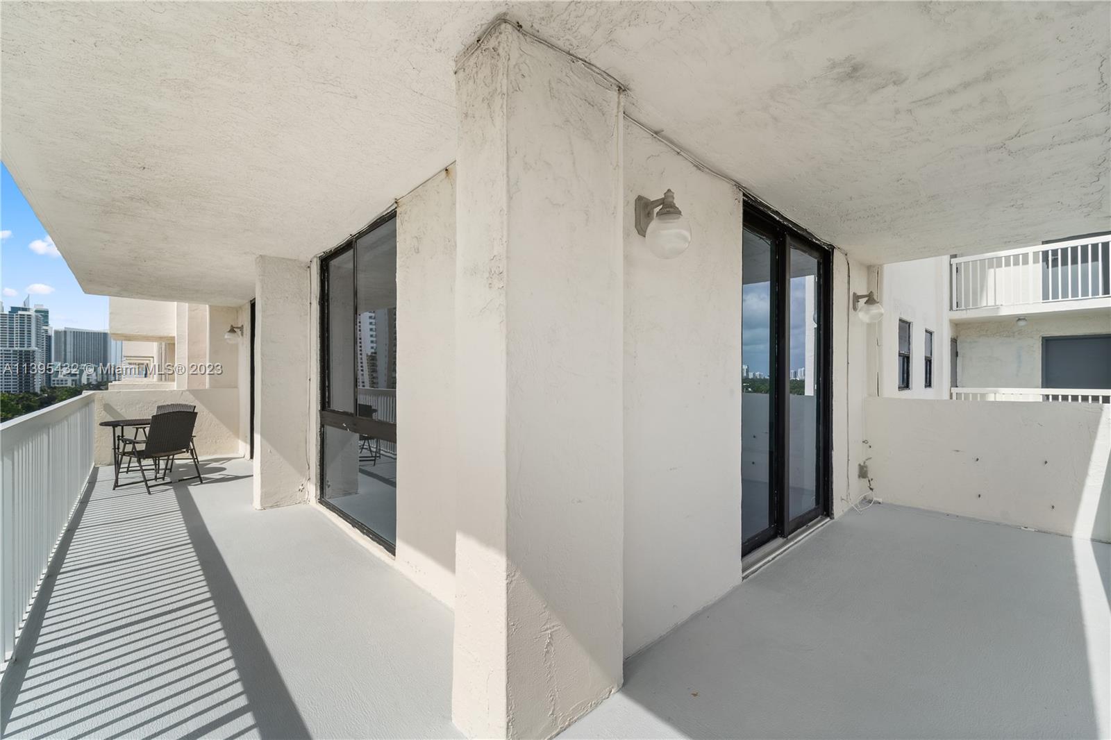 ALLINGTON TOWERS NORTH CO - Residential Lease