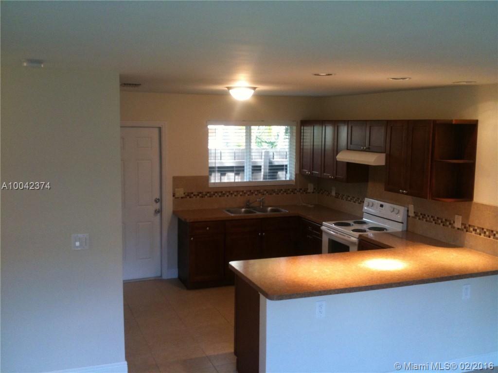 HALLANDALE BY THE SEA 6-1 - Residential Lease