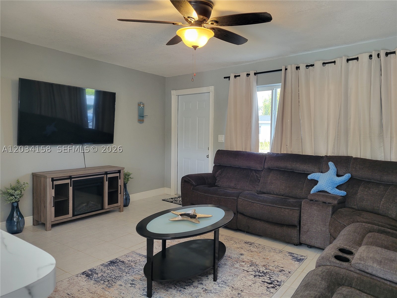 CRESTHAVEN NO 10 - Residential Lease