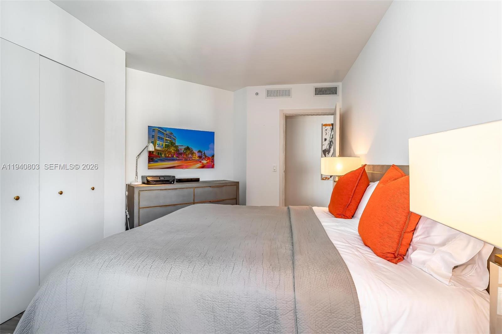 801 SMA RESIDENCES CONDO - Residential