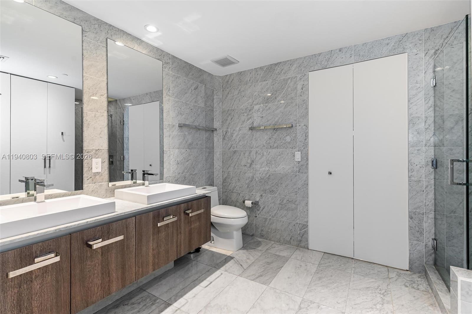 801 SMA RESIDENCES CONDO - Residential