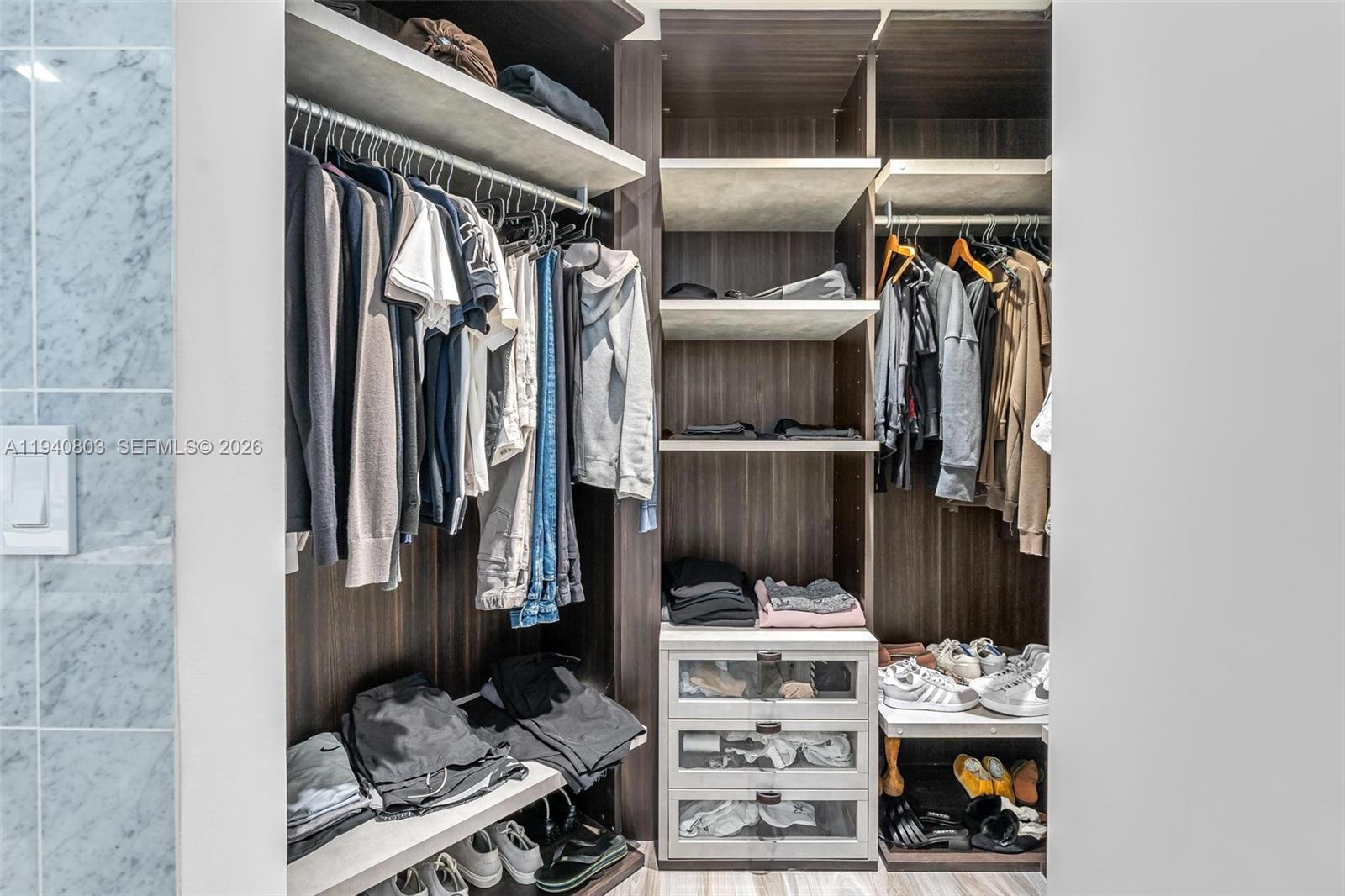 801 SMA RESIDENCES CONDO - Residential