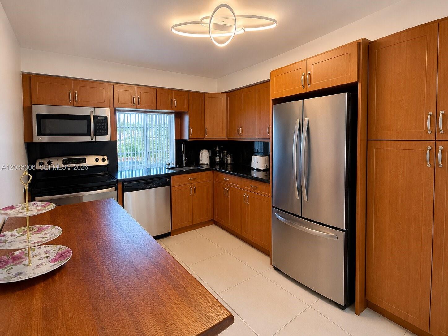 OCEANVIEW PARK CONDO - Residential Lease