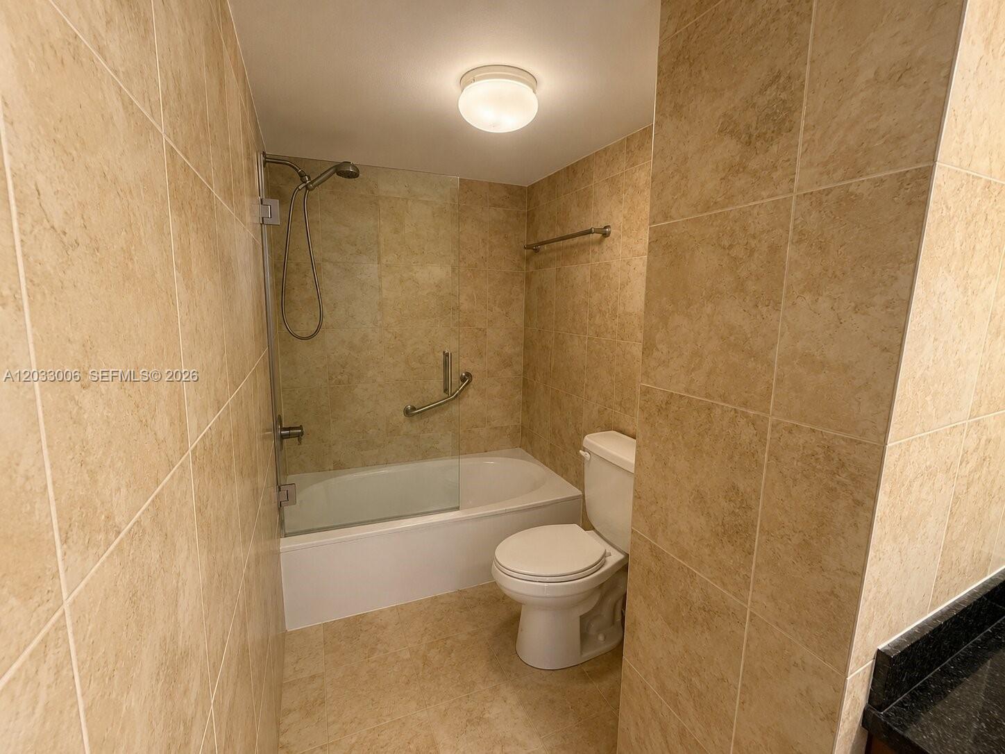 OCEANVIEW PARK CONDO - Residential Lease