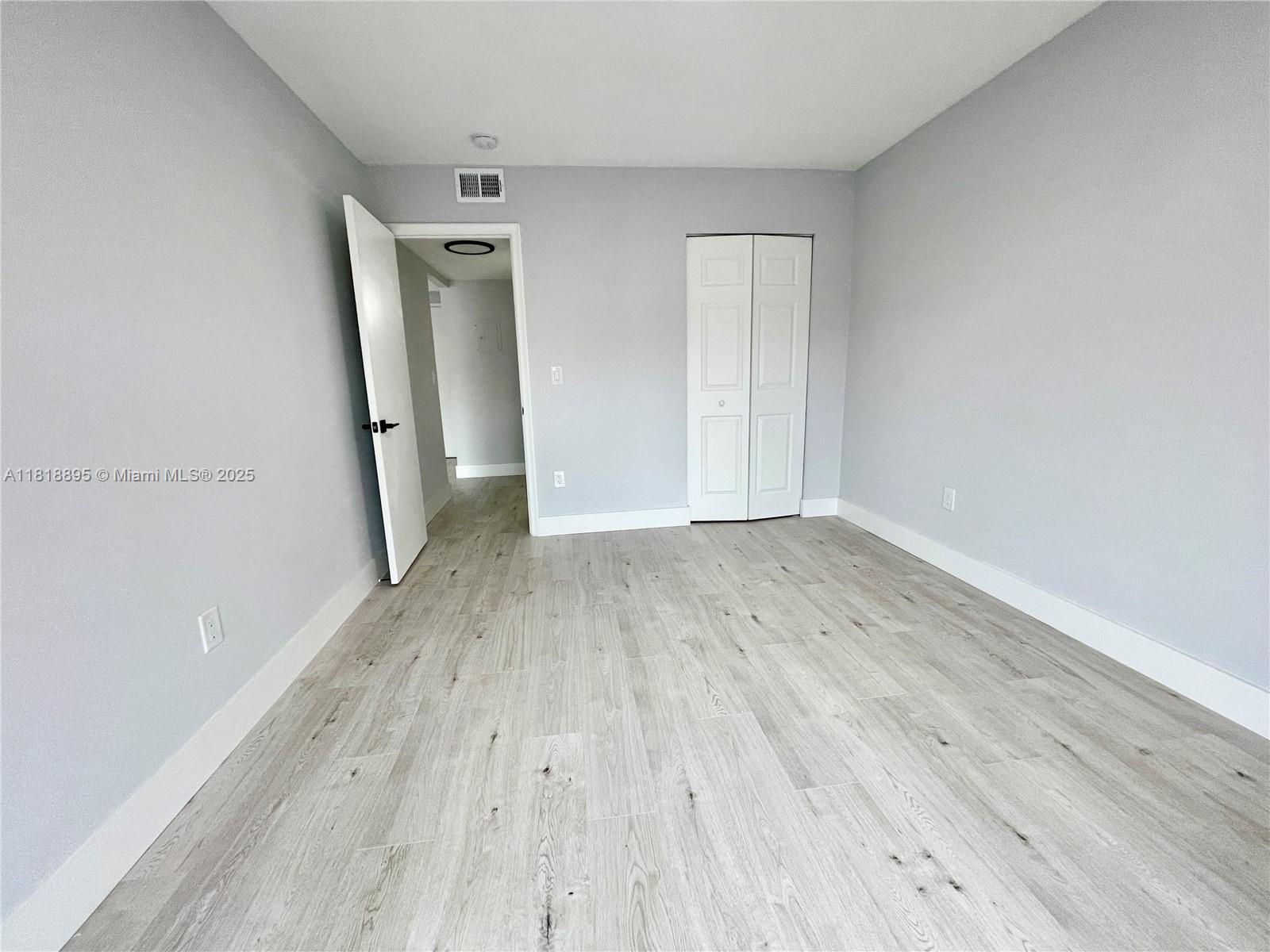 KINGS CREEK SO CONDO - Residential Lease