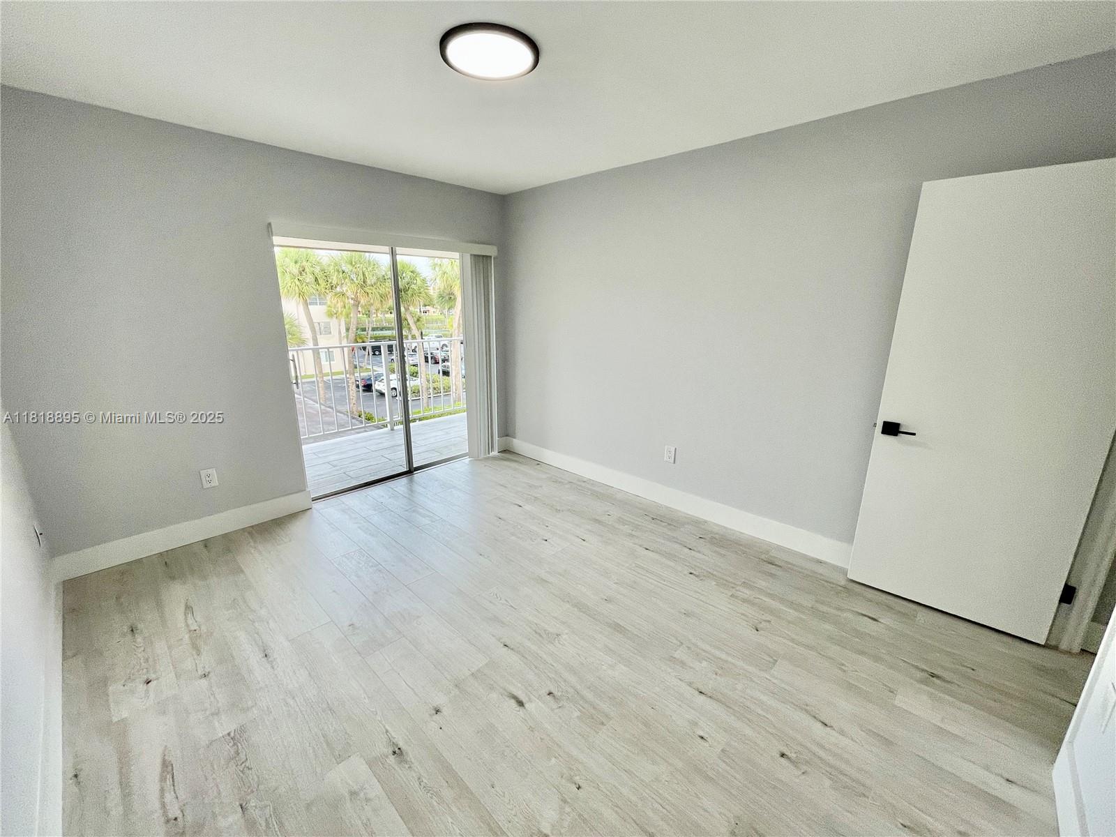 KINGS CREEK SO CONDO - Residential Lease