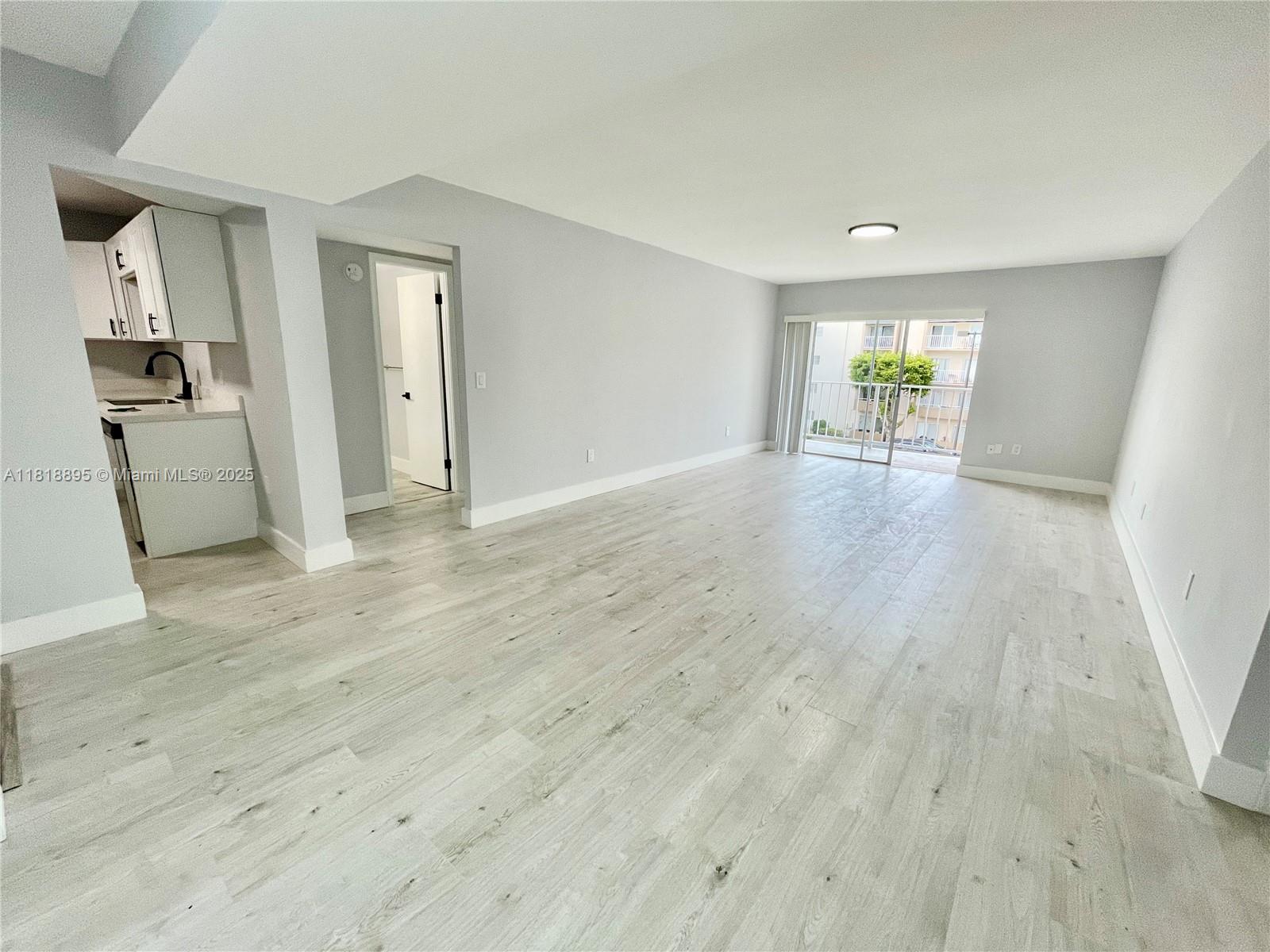 KINGS CREEK SO CONDO - Residential Lease